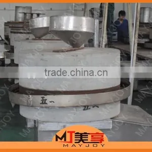 Good Quality Large Output Stone Flour Mill for Sale thumbnail-2
