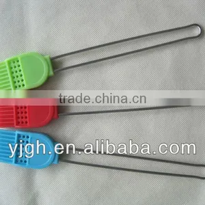 Silicone Mascara Brush thumbnail-1