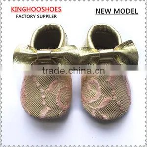 Lace Gold Bow Moccasins Soft Sole Moccasins Baby Girl Shoes thumbnail-1