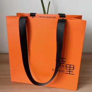 Wholesale of Customized Paper Bags, Clothing, Gifts, Shopping Paper Manufacturers thumbnail-2