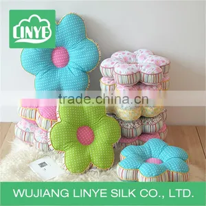 Lovely Flower Seat/floor/chair Cushion thumbnail-2
