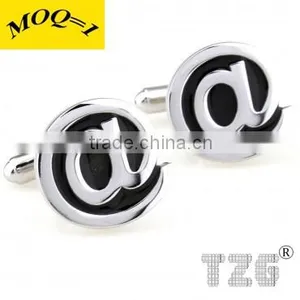 TZG03015 Character Cufflink thumbnail-1
