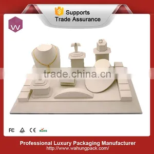 Cream Color Jewelry Packaging & Display For Jewel Showroom thumbnail-1