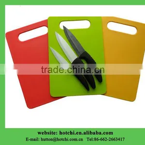 PP Cutting Board Set With Ceramic Knives thumbnail-1