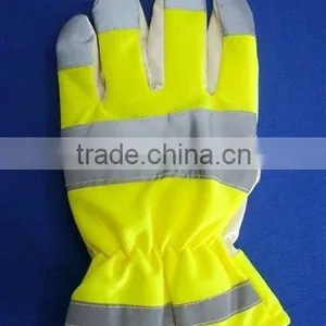 Protective Gloves thumbnail-1