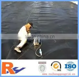 Overlap Welding Machine for Installing HDPE Dam Liner thumbnail-1