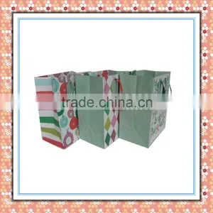 Manufacturing Cute Two-side Offset Paper Bag Gift thumbnail-4