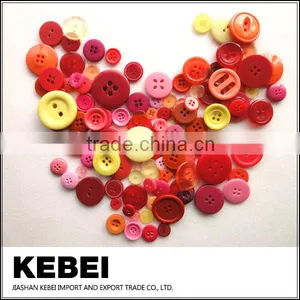 Colourful 2 Holes and 4 Holes Fancy Decorative Buttons Made in China thumbnail-1