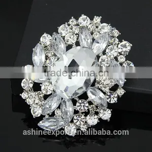 Cheap Elegant Bridal Hollow Bulk Crystal Flower Rhinestone Brooch/handmade Rhinestone Brooch thumbnail-1