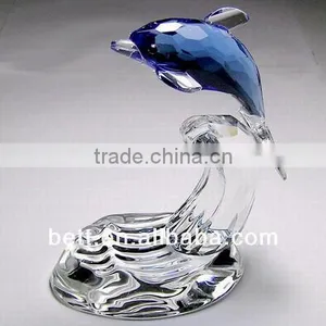 Beautiful Crystal Dolphin Model thumbnail-1