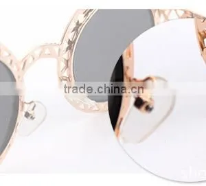 New Arrival Hollow Out Frame Sunglasses thumbnail-4