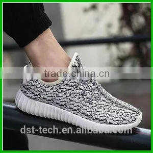 Yeezy 350 Flyknit Shoes in Factory Price thumbnail-3