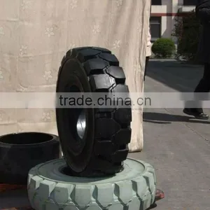 Forklift Solid Tyre 18x9-8 thumbnail-1