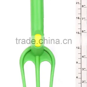 2014 Hot Selling 3 Teeth Plastic Garden Tools Garden Shovel thumbnail-1