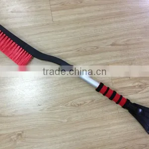 Plastic Long Handle Car Cleaning Snow Brush With Comfort Grip thumbnail-1