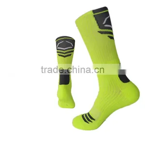 Comfortable Knee High Compression Sports Socks thumbnail-1