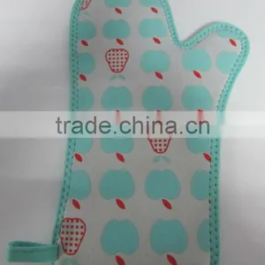 China Funny Nylon Pvc Polyester Neoprene Oven Glove Made of Neoprene for Sale thumbnail-1