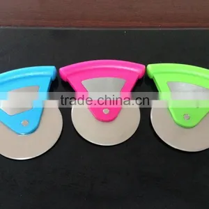 Plastic Pizza Slicer Pizza Cutter Wholesale Pizza Wheel Slicer thumbnail-4