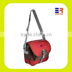 Popular Design Shoulder Bag thumbnail-1