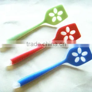 Heat Resistant Handle Silicone Food Cooking Shovel thumbnail-1
