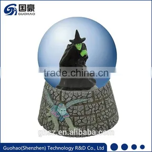 Halloween Figure of Wizard Water Snow Globe thumbnail-1