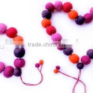 2017 New Products Website China Supplier Wedding Promotional Gift Felt Fabirc European Bead Landing Bracelet Design thumbnail-1