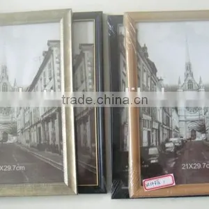 Golden Lacquered MDF Photo Frames Wood for Wall Decoration thumbnail-1