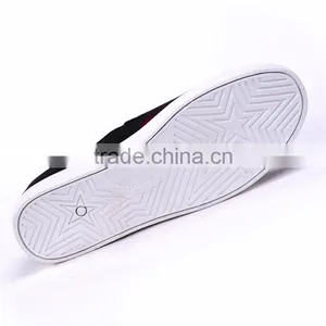 Hot Selling Lastest Comfortable Slip-on Mesh Men Shoes Casual Sneakers thumbnail-5