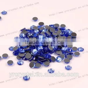 Round Shape Light Sapphire Color With Silver Foiling Flat Back Hotfix Strass thumbnail-1