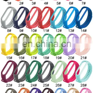 M5 Boorui 2021 Mi Band 5 Strap Sport Mi Band 4 Strap Silicone Wristbands Miband 6 Strap For Mi Band 6 5 4 3 Replacement thumbnail-3
