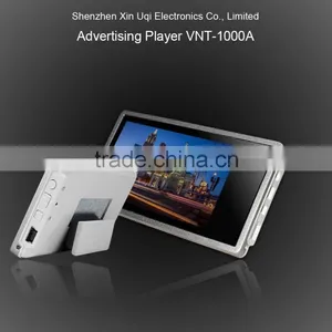 CE Approved Digital Wearable Video Name Tag Vidbadge Advertising Player TFT Screen Lithium Battery Video & Photo Display thumbnail-6