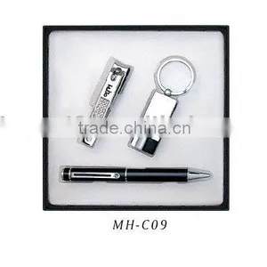 Gift Pen Set With Keychain thumbnail-1