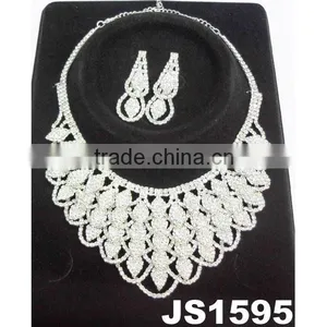 Moroccan Rhinestone Necklace Wedding Jewelry Set thumbnail-2