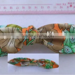 Beautiful Floral Printed Fabric Bow Barrettes thumbnail-1