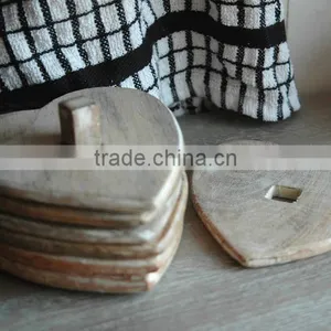 Original Heart Shape Wooden Coaster Solid Wooden Vintage Look Cup Mats Set With Holder Coffee Cap Coaster Washed Look Placement thumbnail-2