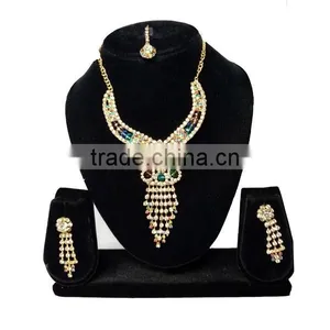 Necklace Set With Earing and Mang Tika thumbnail-3