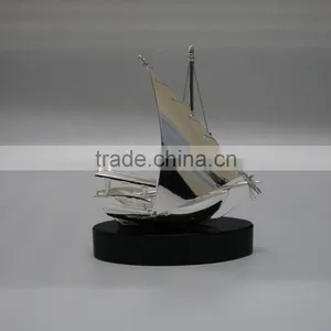 Noble Customized Made Silver Crystal Arab Dhow MODEL For Office Decoration And Islamic Souvenirs Gifts thumbnail-1