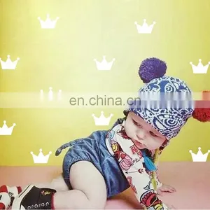 Ins Style Crown Prince and Princess Vinyl Wall Sticker Children Room Home Decoration Mural Roon Decal thumbnail-4