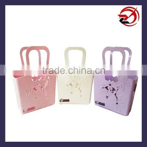 Bath Basket With Handle thumbnail-3