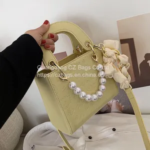 Small Bag Female Summer 2021 New Fashion Portable Small Square Bag High Sense Foreign Style Single Shoulder Messenger Bag Diana Bag thumbnail-4
