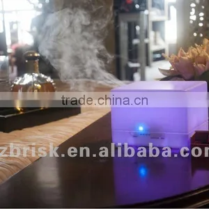 Water Cube Aromatherapy Humidifier thumbnail-1