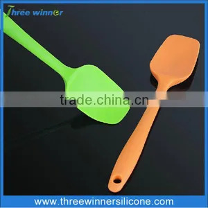 Kitchen Silicone Rubber Spatula thumbnail-2
