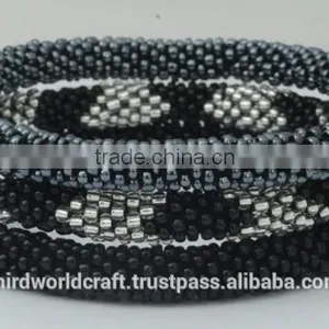 Rollover Glass Bead Bracelets thumbnail-2