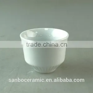 White Porcelain Cup thumbnail-1