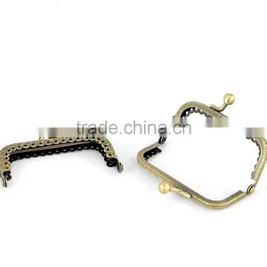 Metal Frame Kiss Clasp Pattern Carved For Purse Bag Antique Bronze 7.9x5cm(Open:9.6x7.9cm),2pc,Bulk thumbnail-1