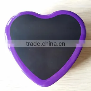 Heart Tin Candy Box thumbnail-1