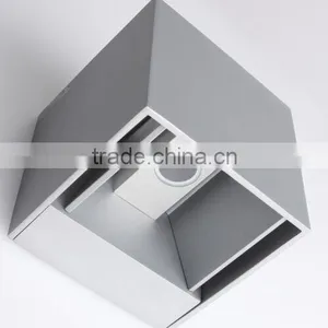 Adjustable Wireless Led Mounted Wall Lamp thumbnail-2