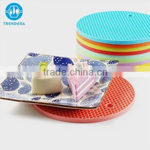 Heat Resistant Dishwasher Safe Silicone Table Mat thumbnail-6