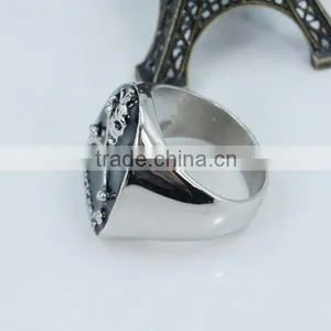 Skull and Crossbones Rings thumbnail-4