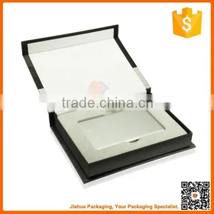 China Supplier Custom Made Magnetic Gift Boxes thumbnail-1